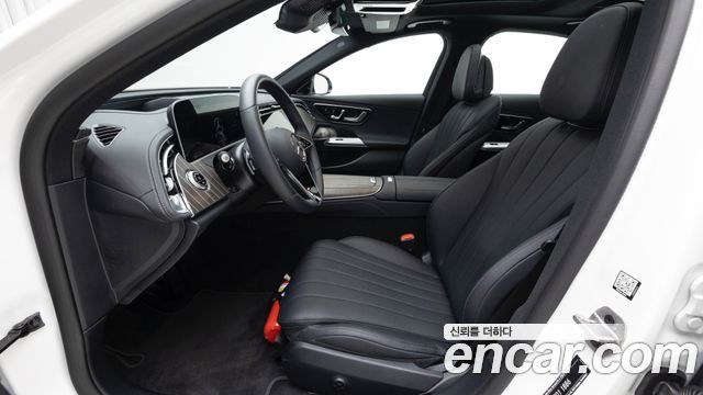 Mercedes-Benz E-Class (W214) E300 4MATIC Exclusive 2025 — фото 7