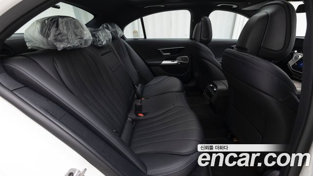 Mercedes-Benz E-Class (W214) E300 4MATIC Exclusive 2025 — фото 10