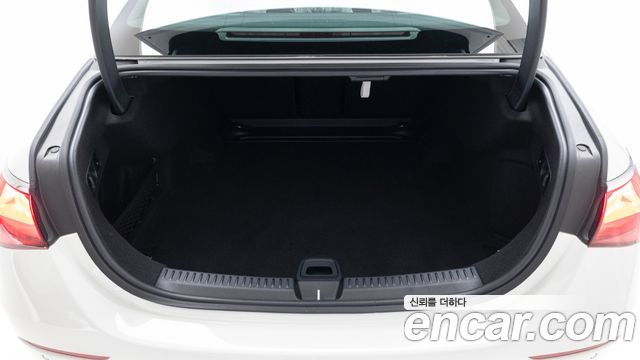 Mercedes-Benz E-Class (W214) E300 4MATIC Exclusive 2025 — фото 22