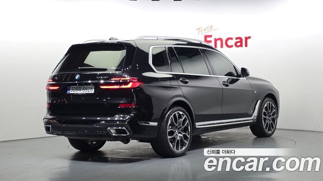 BMW X7 (G07) xDrive 40i M Sport 6STR 2024 — фото 2