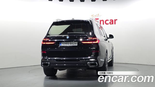 BMW X7 (G07) xDrive 40i M Sport 6STR 2024 — фото 4