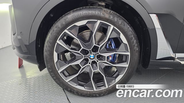 BMW X7 (G07) xDrive 40i M Sport 6STR 2024 — фото 5