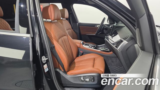 BMW X7 (G07) xDrive 40i M Sport 6STR 2024 — фото 12