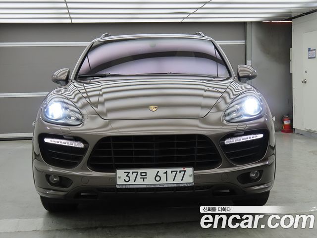 Porsche Cayenne 4.8 GTS 958 2013 — фото 2