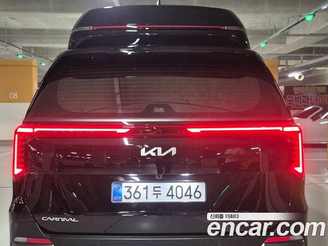 Kia Carnival (IV) Gasoline 9-Seater Hi Limousine (7-seater Limousine(Special vehicle) 2025 — фото 4