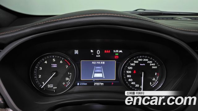 Cadillac XT4 2.0 Sport AWD 2023 — фото 8