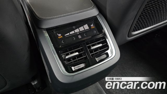 Volvo XC90 (II) B6 Ultimate Bright 2023 — фото 18