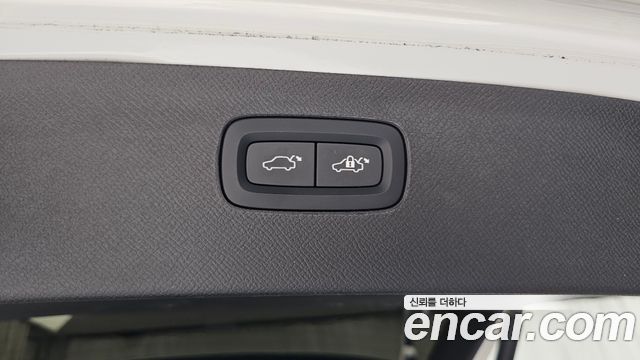 Volvo XC90 (II) B6 Ultimate Bright 2023 — фото 33