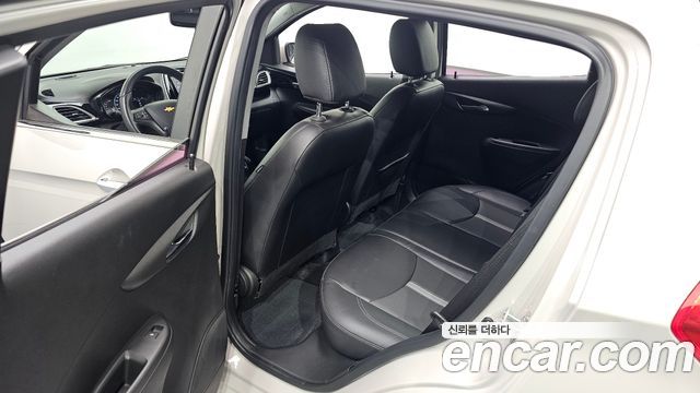 Chevrolet Spark Premier 2019 — фото 11