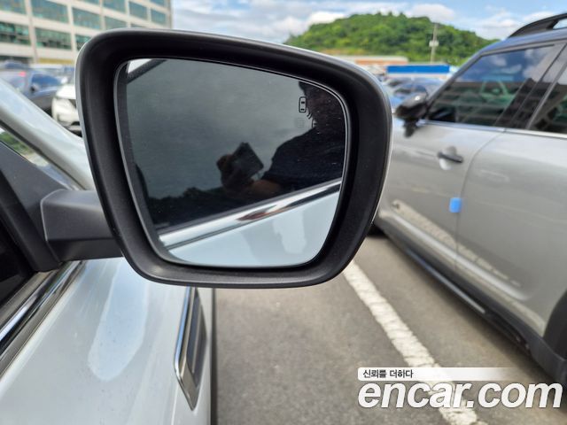 Renault Korea QM6 2.0 LPe LE 2WD 2023 — фото 13