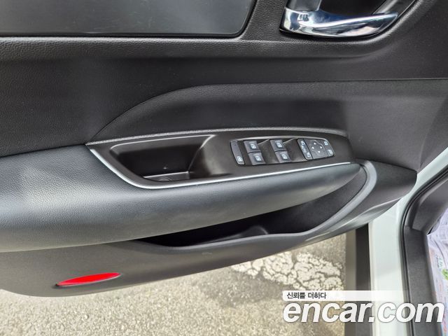 Renault Korea QM6 2.0 LPe LE 2WD 2023 — фото 17