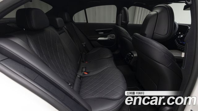 Mercedes-Benz E-Class (W213) E450 4MATIC Exclusive 2024 — фото 10
