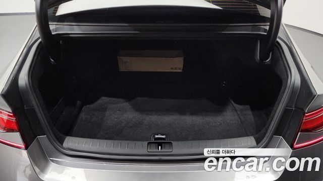 Genesis G90 (RS4) Gasoline 3.5 Turbo AWD 2023 — фото 18