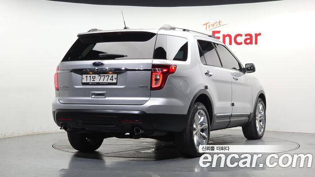 Ford Explorer 3.5 Limited 4WD 5th 2015 — фото 2