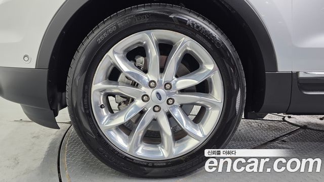 Ford Explorer 3.5 Limited 4WD 5th 2015 — фото 5
