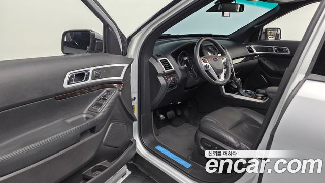 Ford Explorer 3.5 Limited 4WD 5th 2015 — фото 10