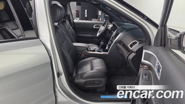 Ford Explorer 3.5 Limited 4WD 5th 2015 — фото 11