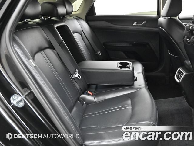 Kia K5 (III) 2.0 Prestige 2022 — фото 16