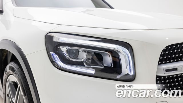 Mercedes-Benz GLB-Class (X247) GLB250 4MATIC 2022 — фото 15