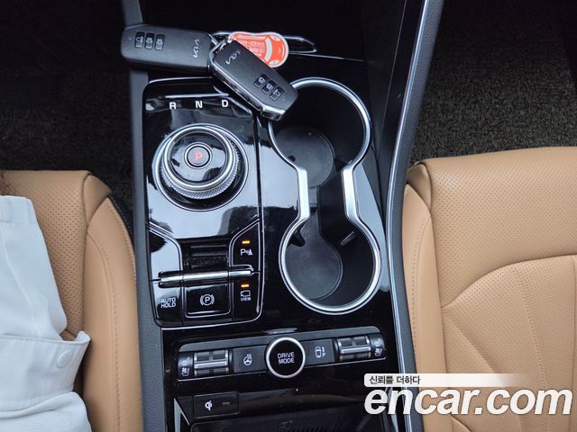 Kia K5 Hybrid (III) Signature 2023 — фото 19