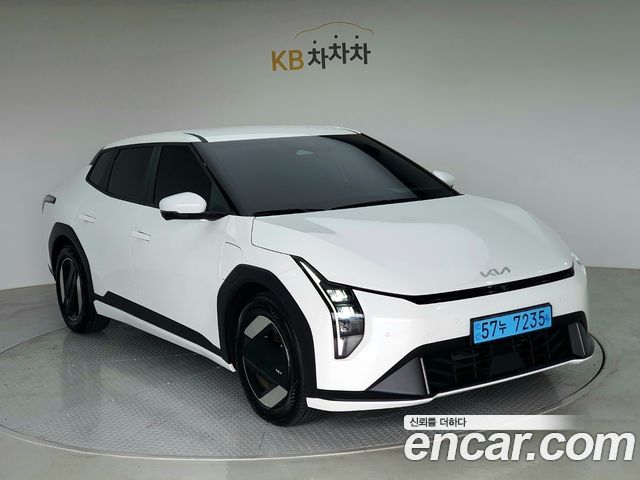 Kia EV4 Long Range 2WD Air 2026 — фото 3