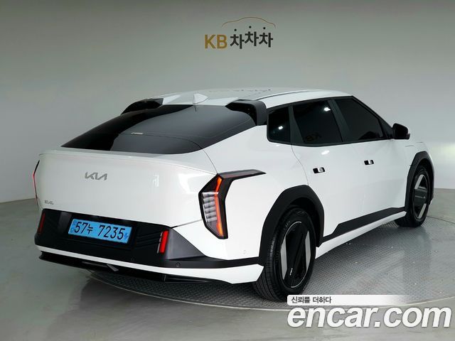Kia EV4 Long Range 2WD Air 2026 — фото 4