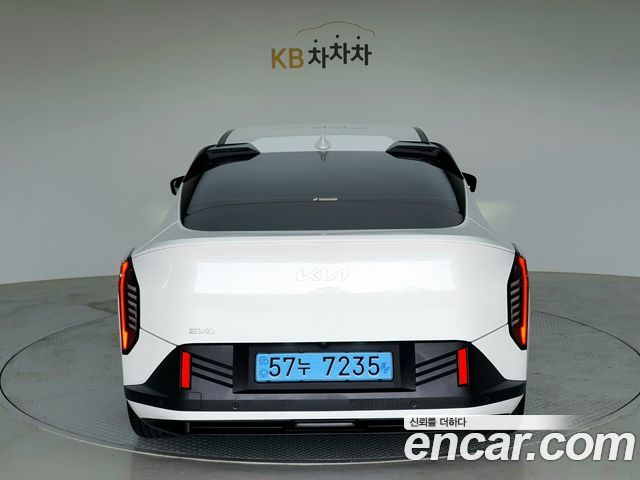 Kia EV4 Long Range 2WD Air 2026 — фото 5