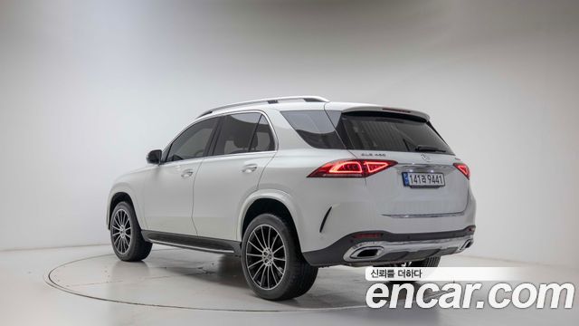 Mercedes-Benz GLE-Class (W167) GLE450 4MATIC AMG Line 2023 — фото 2