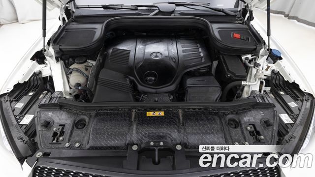 Mercedes-Benz GLE-Class (W167) GLE450 4MATIC AMG Line 2023 — фото 6