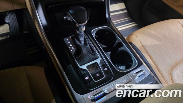 Kia Carnival (IV) Diesel 9-Seater Prestige 2022 — фото 9