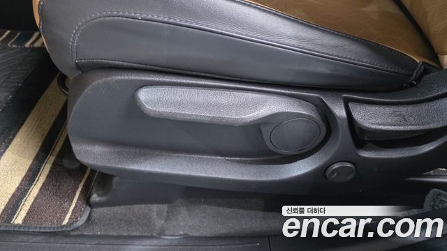 Kia Carnival (IV) Diesel 9-Seater Prestige 2022 — фото 38