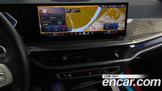 BMW X7 (G07) xDrive 40i Design Pure Excellence 6-Seater 2024 — фото 14