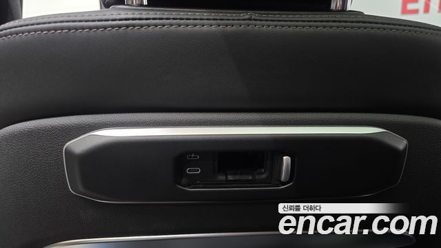 BMW X7 (G07) xDrive 40i Design Pure Excellence 6-Seater 2024 — фото 18