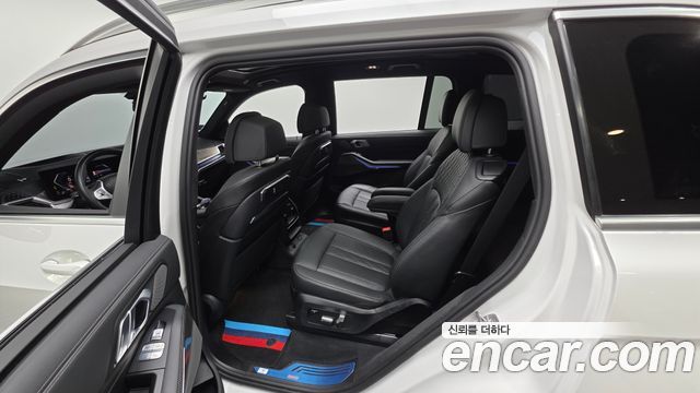 BMW X7 (G07) xDrive 40i Design Pure Excellence 6-Seater 2024 — фото 26