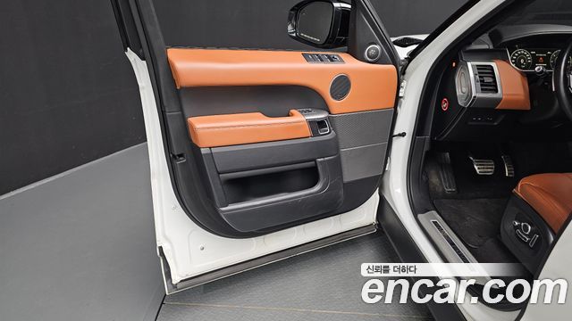 Land Rover Range Rover Sport (II) 3.0 SDV6 AB Dynamic 2017 — фото 24