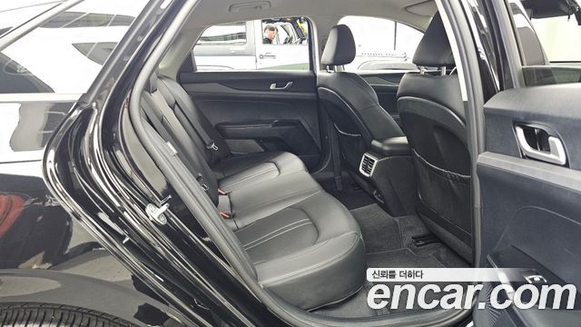 Kia K5 (III) 2.0 Prestige 2024 — фото 12