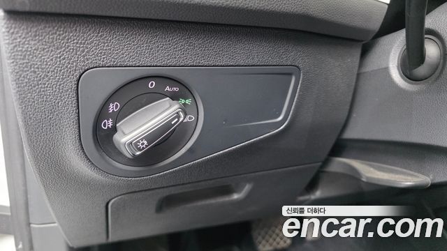 Volkswagen Tiguan (II) 2.0 TDI Premium 2018 — фото 22