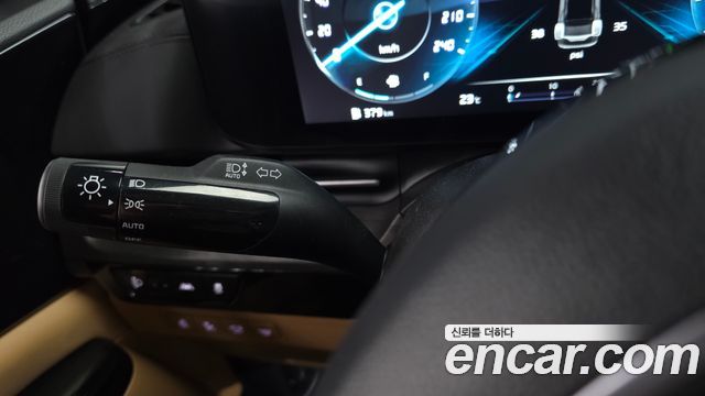 Kia Carnival (IV) Diesel 9-Seater Signature 2023 — фото 29