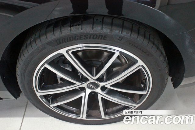 Audi A5 (B10) 40 TFSI Quattro S Line 2025 — фото 5