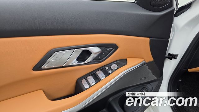 BMW 3 Series (G20) 320i M Sport 2025 — фото 30