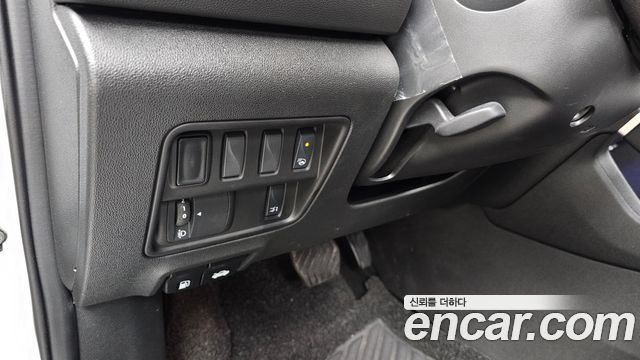 Renault Korea QM6 2.0 LPe RE Signature 2WD 2022 — фото 20