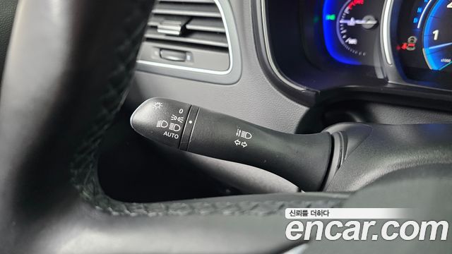 Renault Korea QM6 2.0 LPe RE Signature 2WD 2022 — фото 30