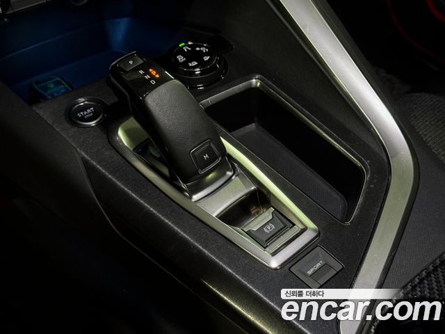 Peugeot 5008 (II) 1.6 BlueHDi Allure 2019 — фото 9