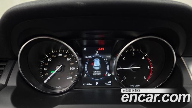 Land Rover Range Rover Evoque 2.0 TD4 SE 2018 — фото 8