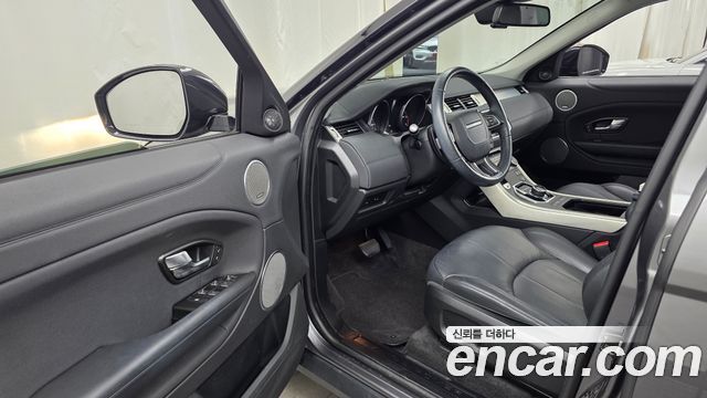 Land Rover Range Rover Evoque 2.0 TD4 SE 2018 — фото 10