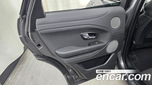 Land Rover Range Rover Evoque 2.0 TD4 SE 2018 — фото 25