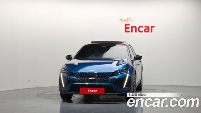 Peugeot 408 1.2 Hybrid GT 2025 — фото 3