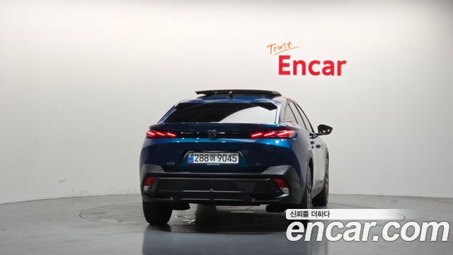 Peugeot 408 1.2 Hybrid GT 2025 — фото 4