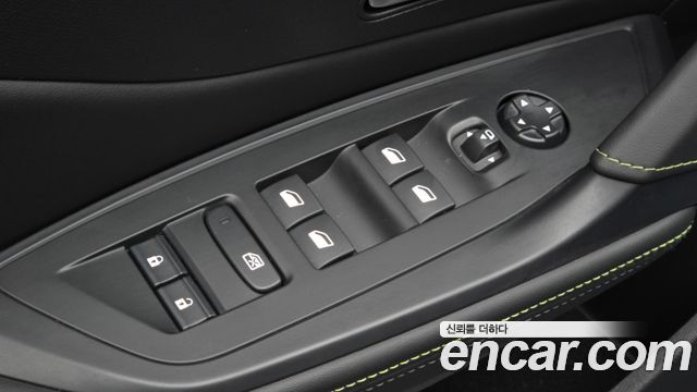Peugeot 408 1.2 Hybrid GT 2025 — фото 15