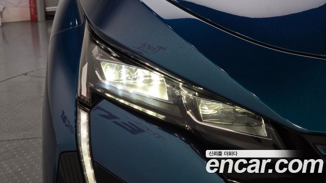 Peugeot 408 1.2 Hybrid GT 2025 — фото 22